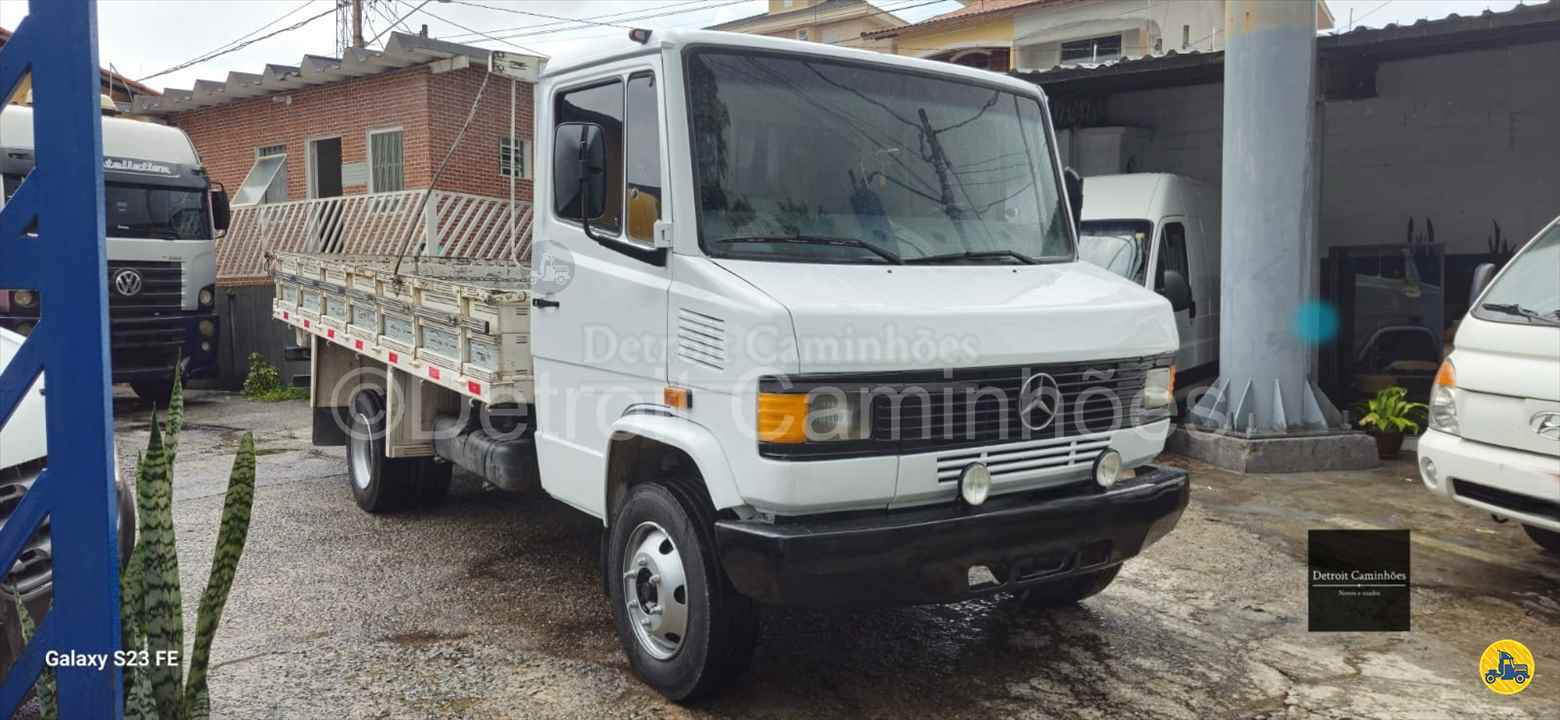 CAMINHAO MERCEDES-BENZ MB 709 Carga Seca 3/4 4x2 Detroit Caminhões SAO JOSE DOS CAMPOS SÃO PAULO SP